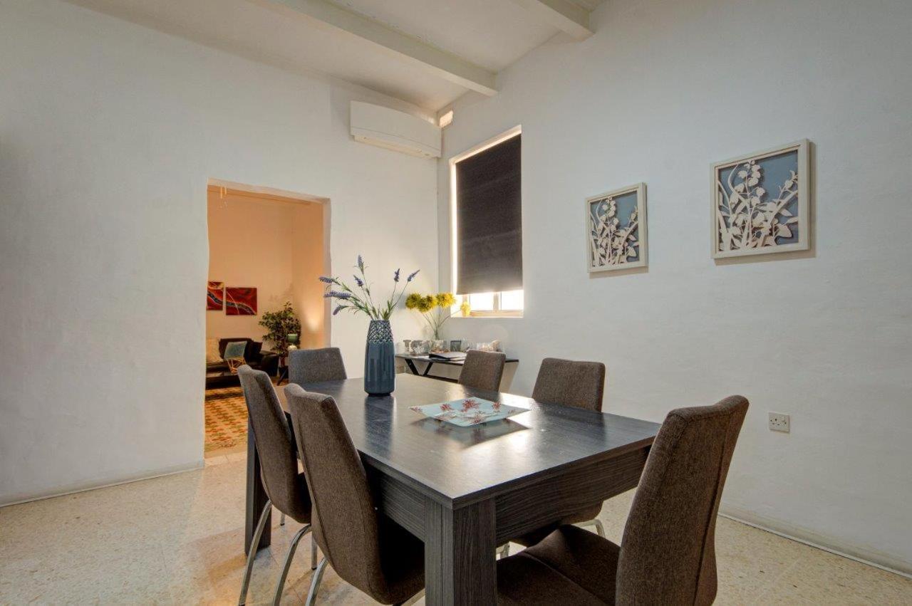 Valletta 2 Bedroom Sleeps 6 Apartment Walking Distance To Centre And The Sea Dış mekan fotoğraf