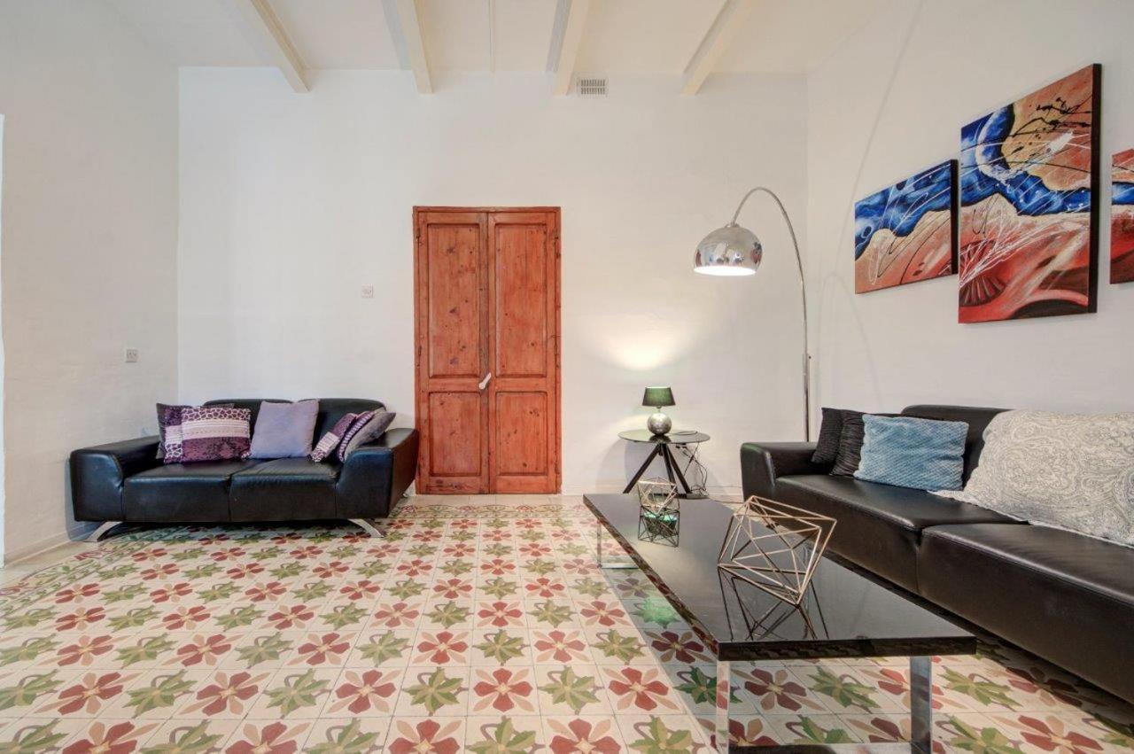 Valletta 2 Bedroom Sleeps 6 Apartment Walking Distance To Centre And The Sea Dış mekan fotoğraf